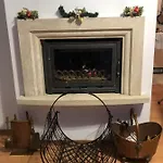 One Bedroom Flat With Garden And Barbeque شقة