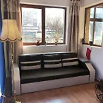 Apartman One Bedroom Flat With Garden And Barbeque