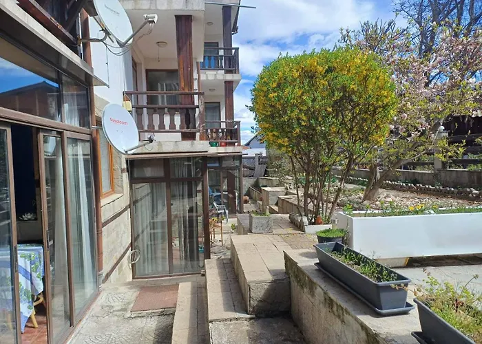 One Bedroom Flat With Garden And Barbeque * Bansko